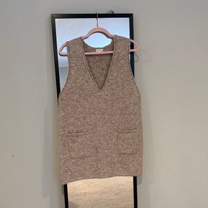 Brown Sleeveless Knit Vest